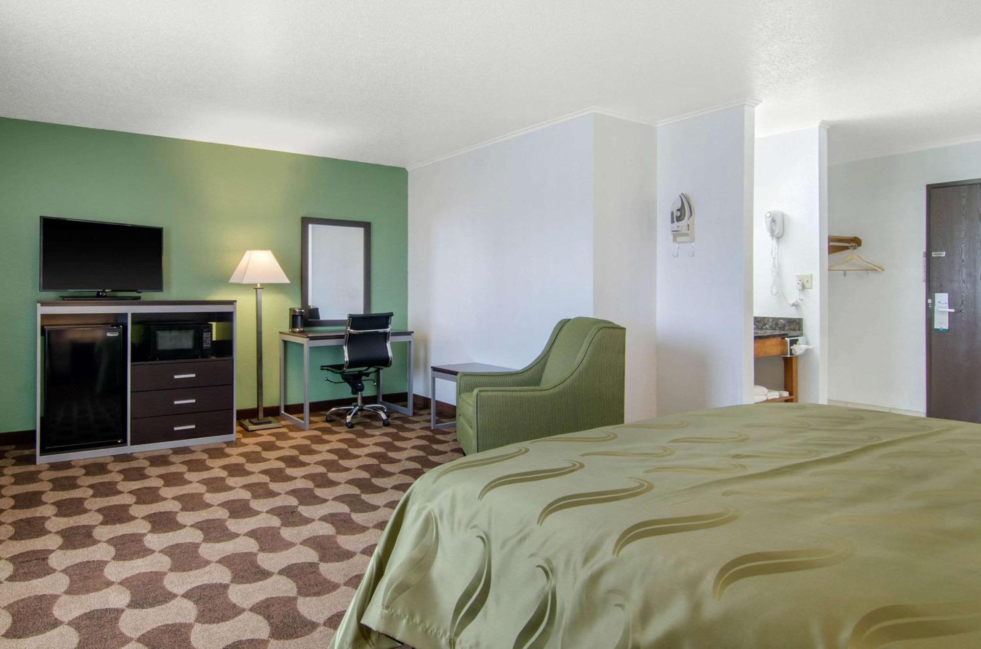 Quality Inn Russell Eksteriør billede