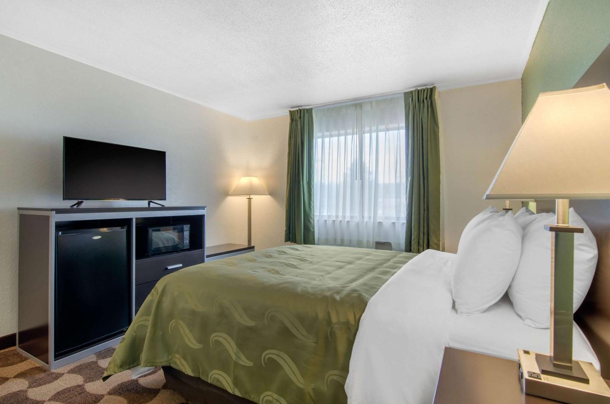 Quality Inn Russell Eksteriør billede