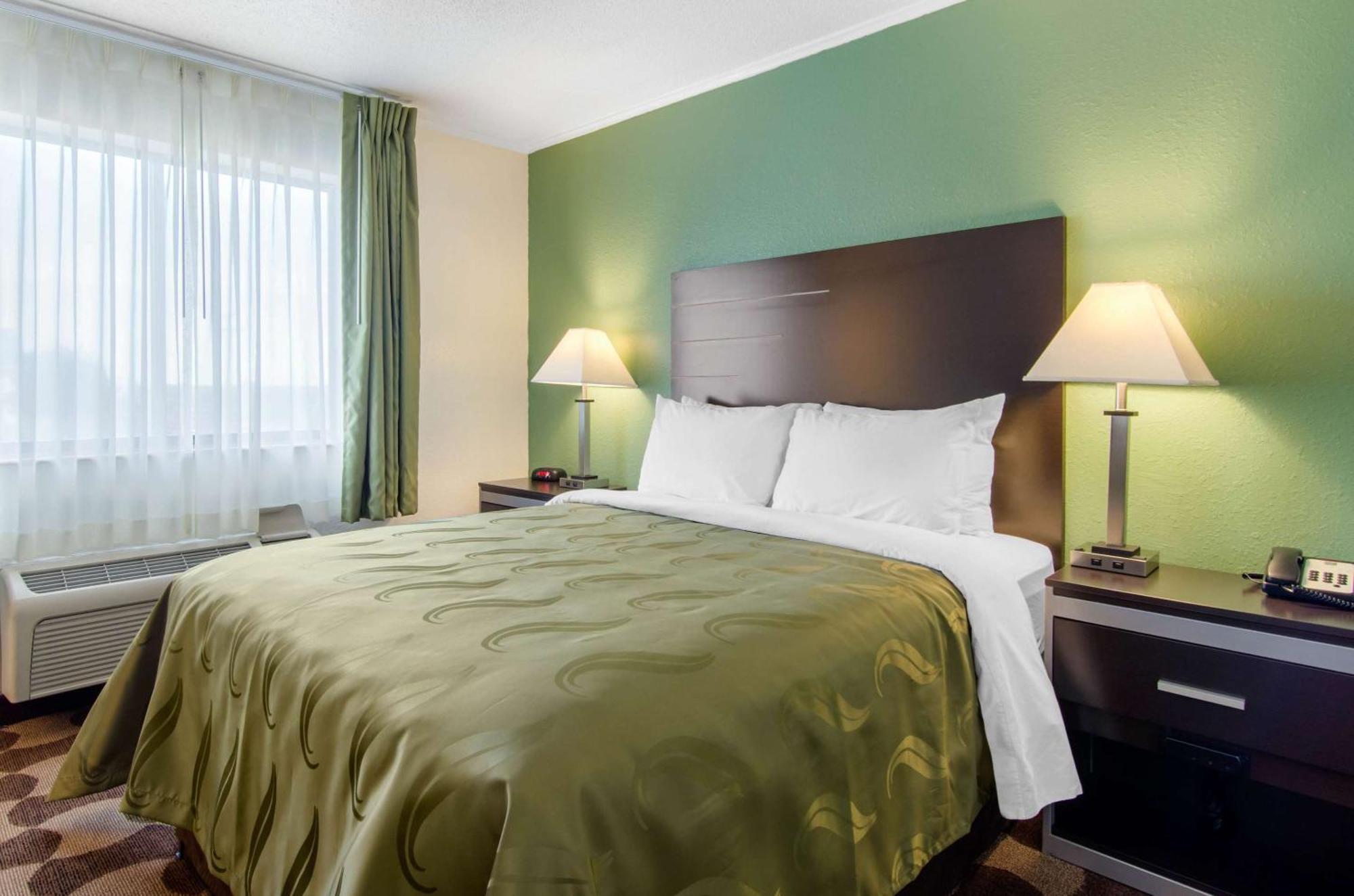 Quality Inn Russell Eksteriør billede